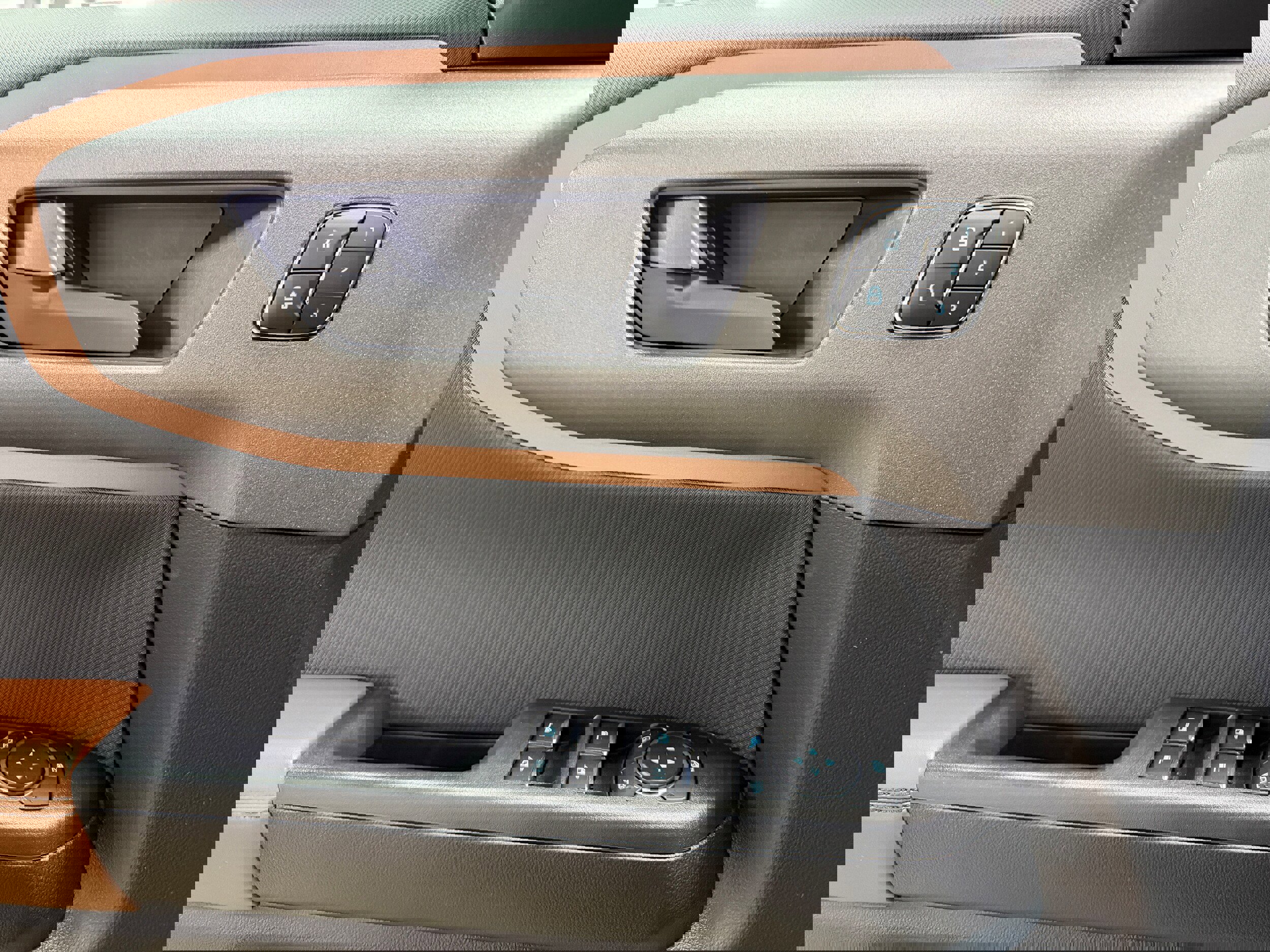 Certified 2025 Ford Bronco Sport Outer Banks w/ Outer Banks Tech Package+ image 17