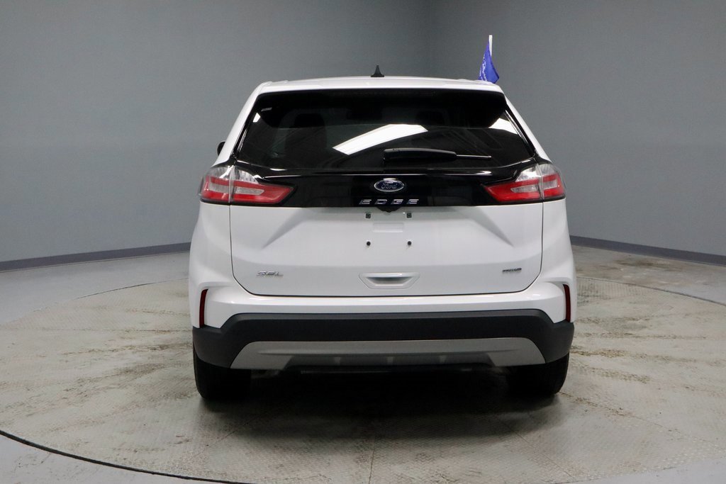 Certified 2024 Ford Edge SEL w/ Convenience Package image 4
