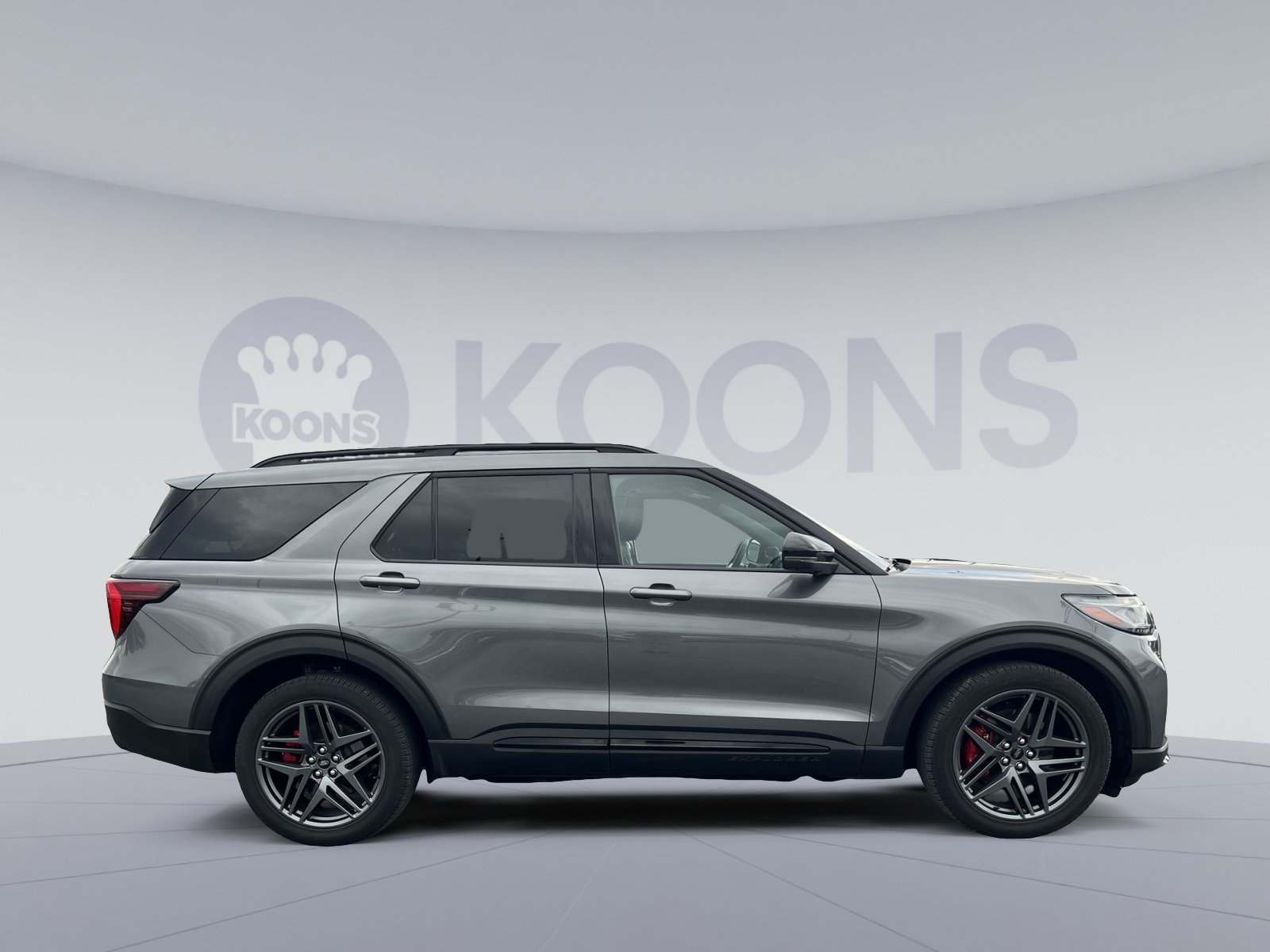 Certified 2025 Ford Explorer ST AWD/4WD image 8