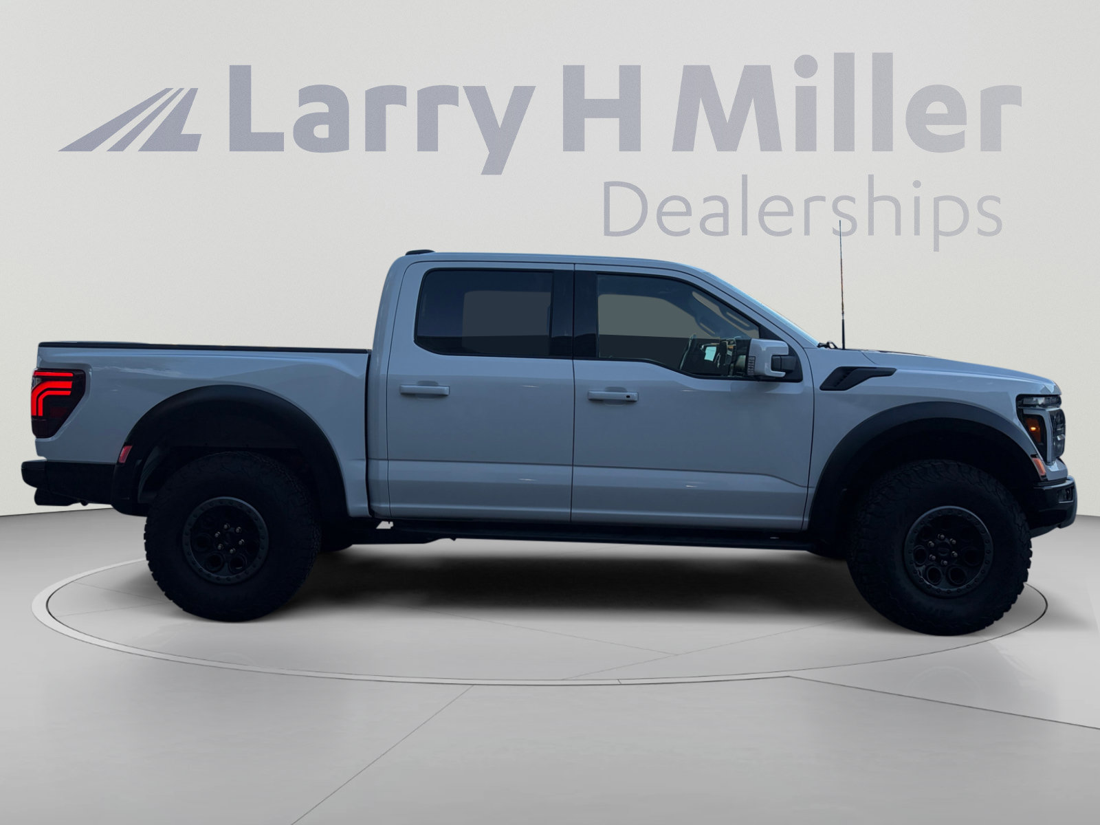 Certified 2025 Ford F150 Raptor AWD/4WD image 6