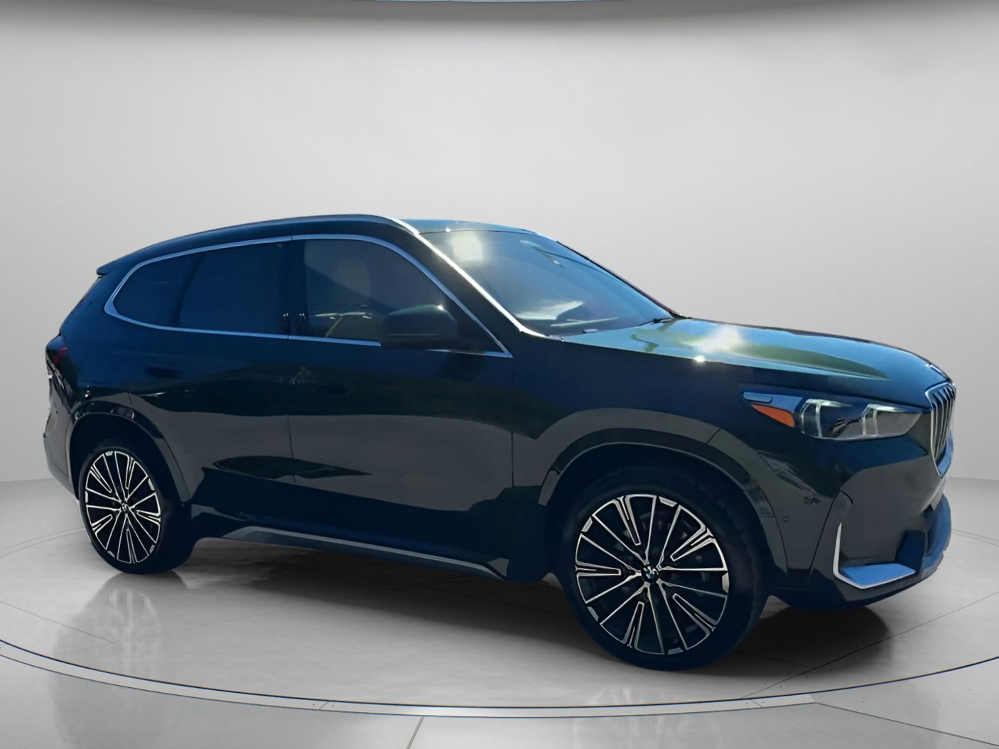 Used 2025 BMW X1 xDrive28i w/ Convenience Package image 31