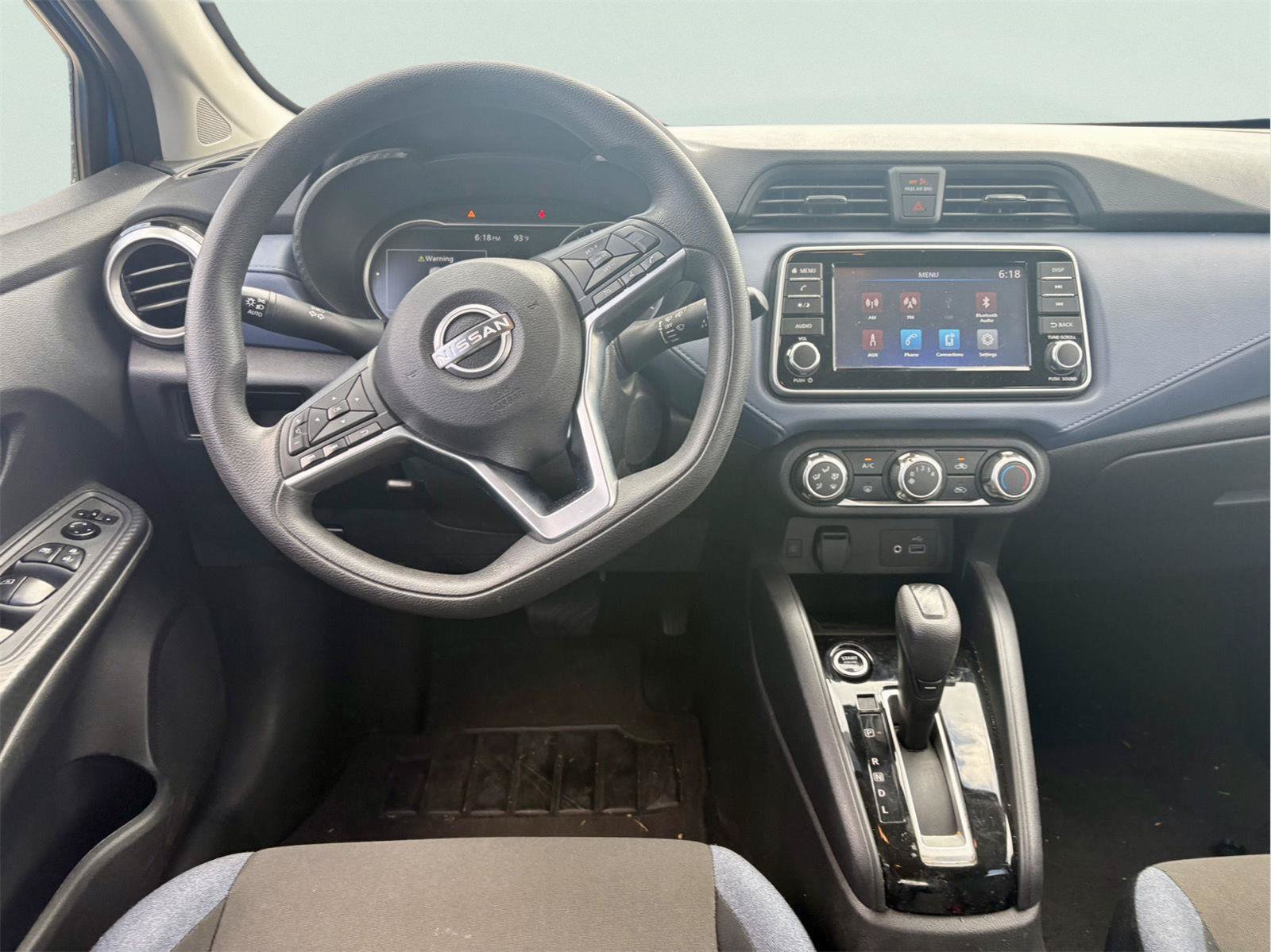 Used 2024 Nissan Versa SV FWD image 10