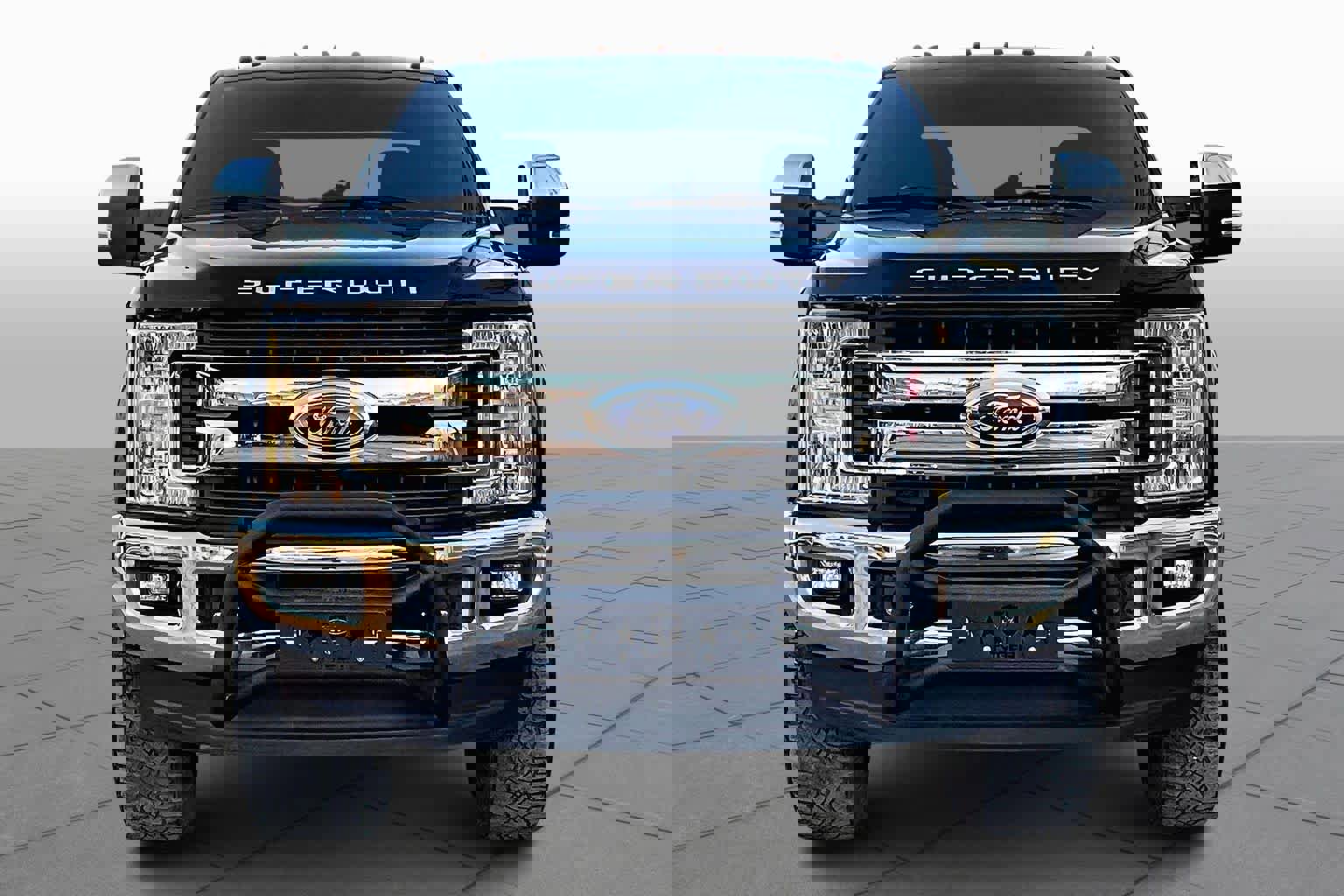 Certified 2019 Ford F350 XLT w/ XLT Premium Package image 7