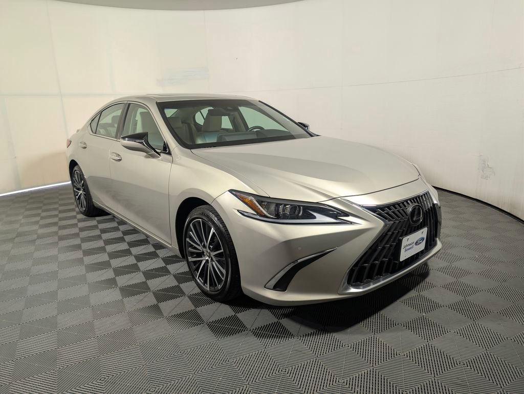 Used 2023 Lexus ES 300h w/ Premium Package image 1