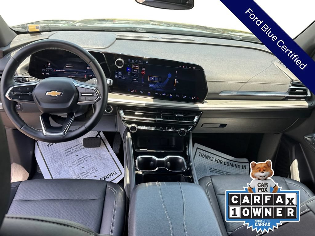 Used 2025 Chevrolet Traverse LT FWD image 14