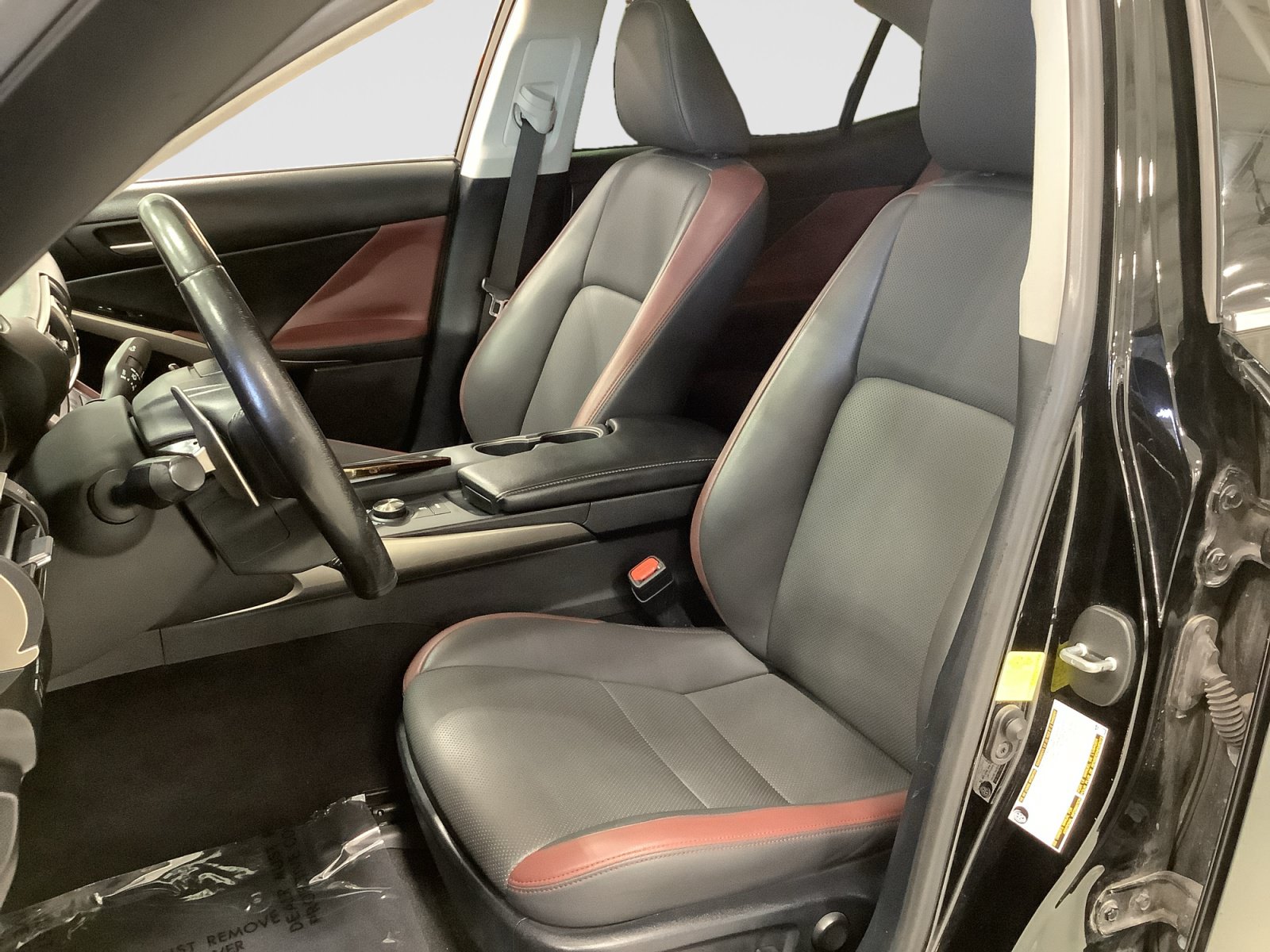 Used 2019 Lexus IS 300 w/ Accessory Package RWD image 11