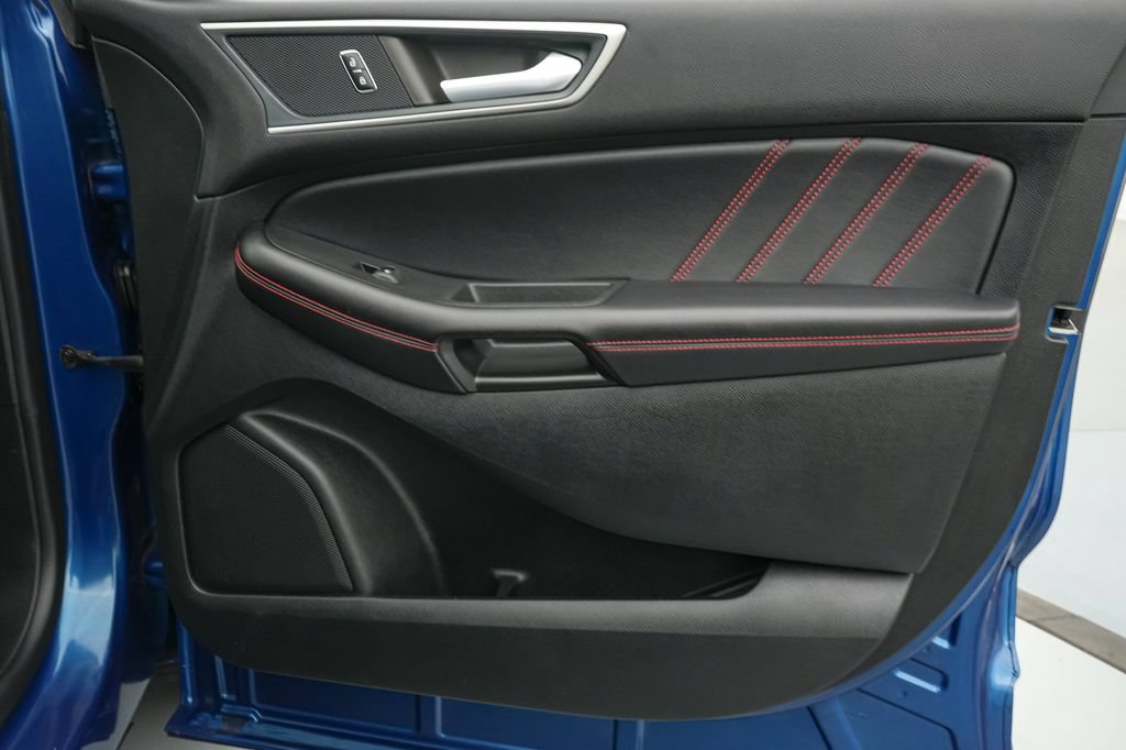 Certified 2023 Ford Edge ST-Line AWD/4WD image 28