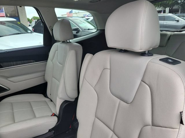 Used 2024 Kia Telluride SX FWD image 13