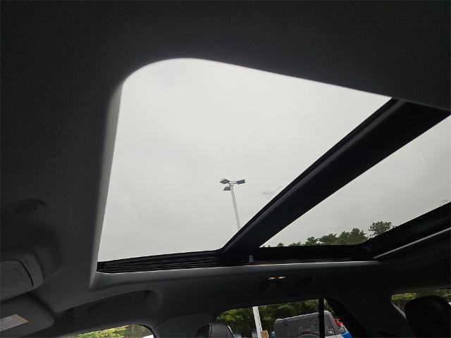 Certified 2022 Ford Explorer XLT w/ Equipment Group 202A image 12