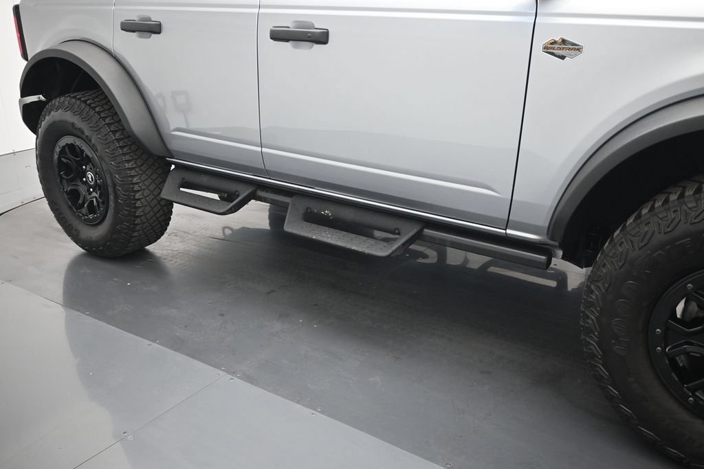 Certified 2023 Ford Bronco Wildtrak AWD/4WD image 25
