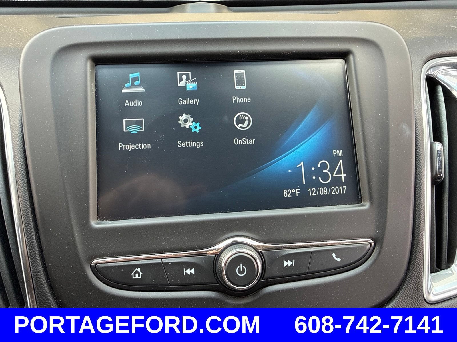 Used 2018 Chevrolet Malibu LT FWD image 16