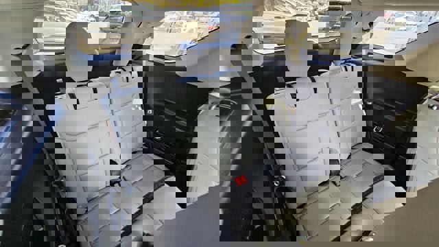 Certified 2025 Ford Explorer Active w/ Active Comfort Package image 29