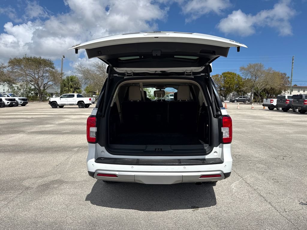 Certified 2024 Ford Expedition Max XLT image 30