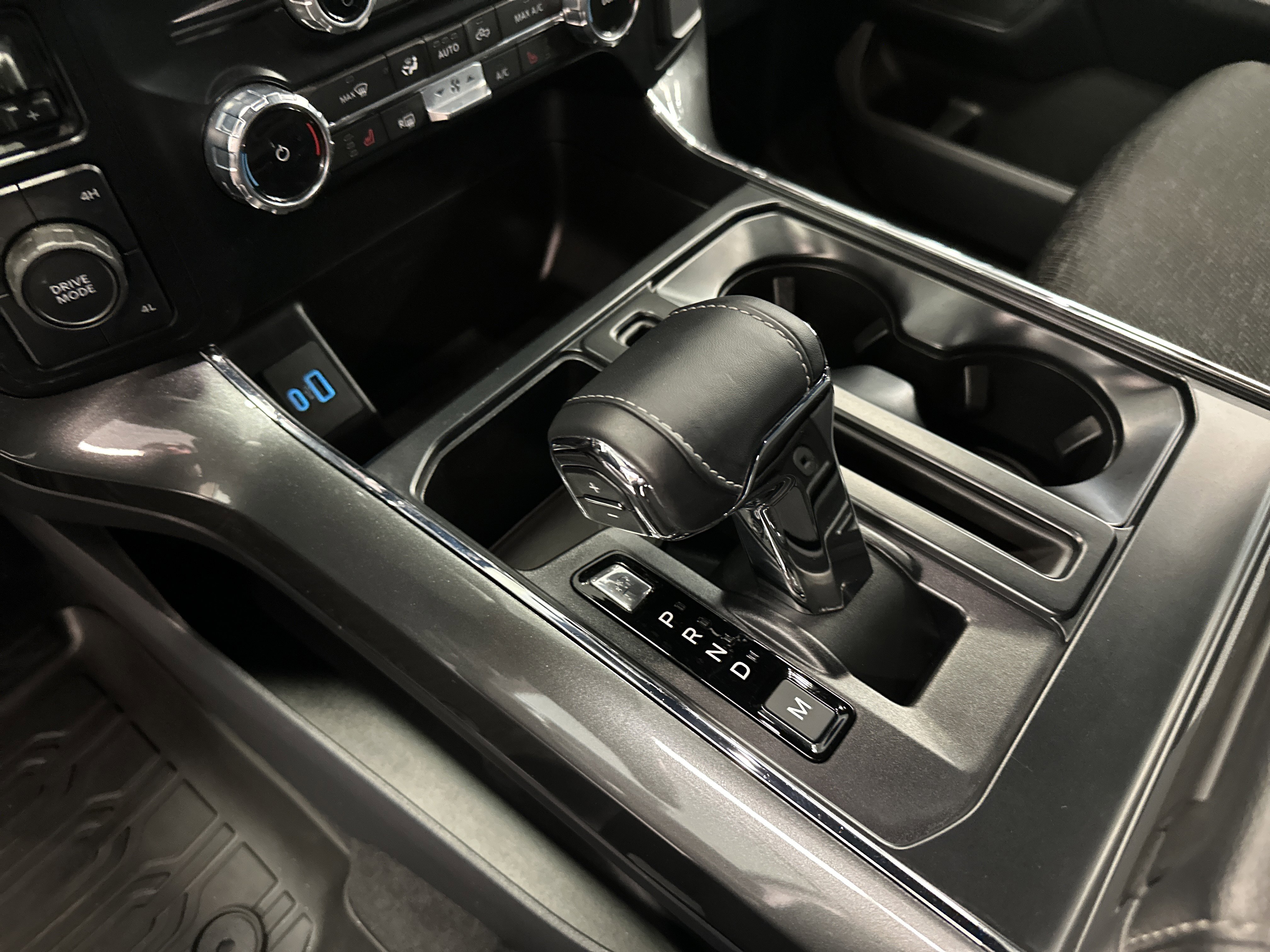 Certified 2023 Ford F150 XLT w/ Equipment Group 302A High image 31