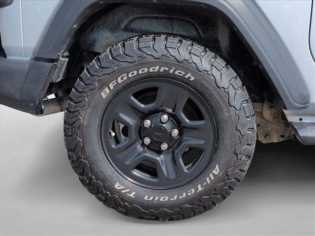 Used 2023 Jeep Wrangler Sport image 11
