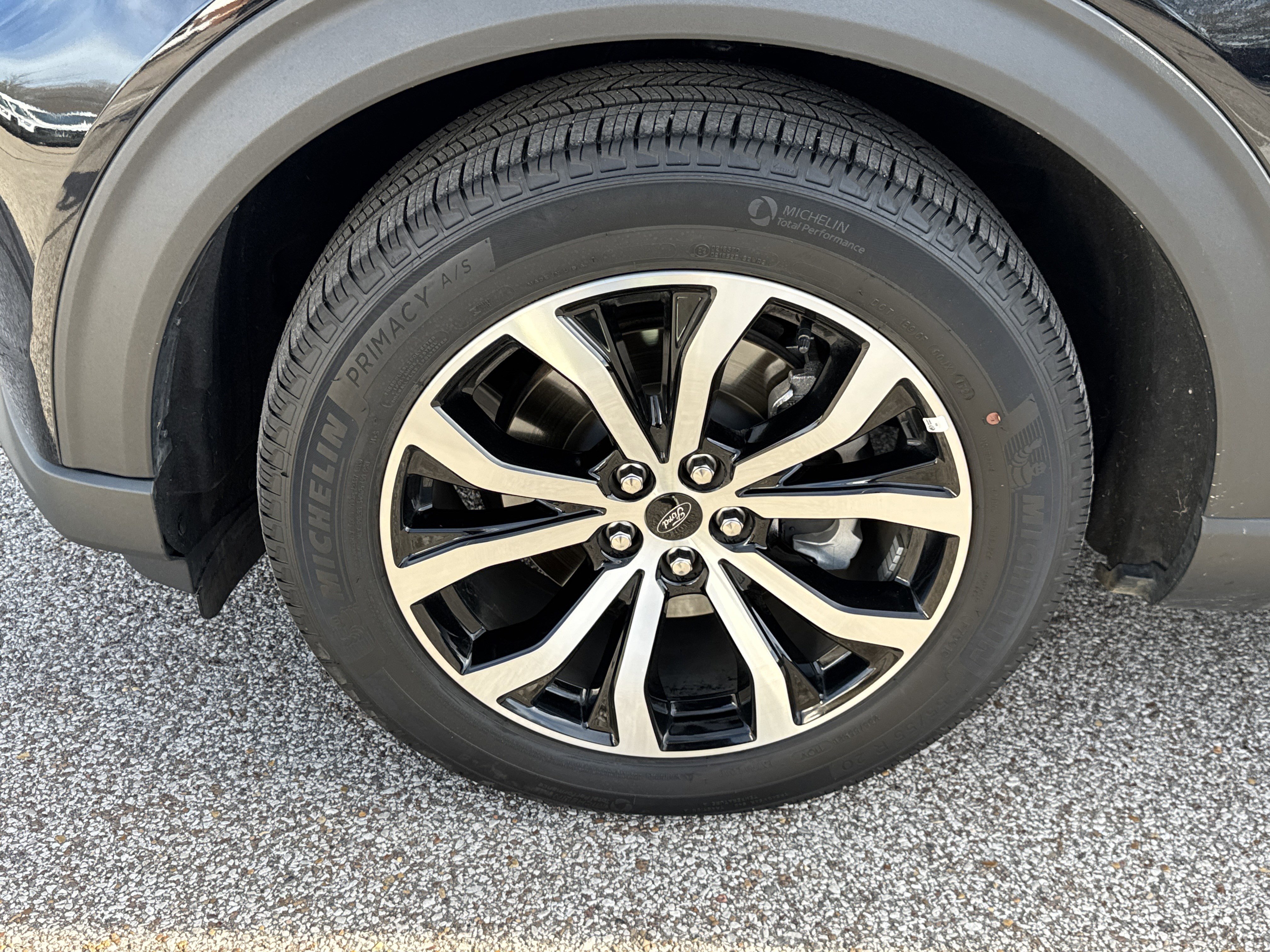 Certified 2024 Ford Explorer ST-Line w/ Class IV Trailer Tow Package image 9