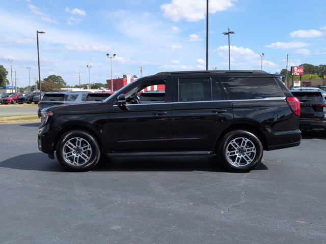 Certified 2025 Ford Expedition Active RWD image 7