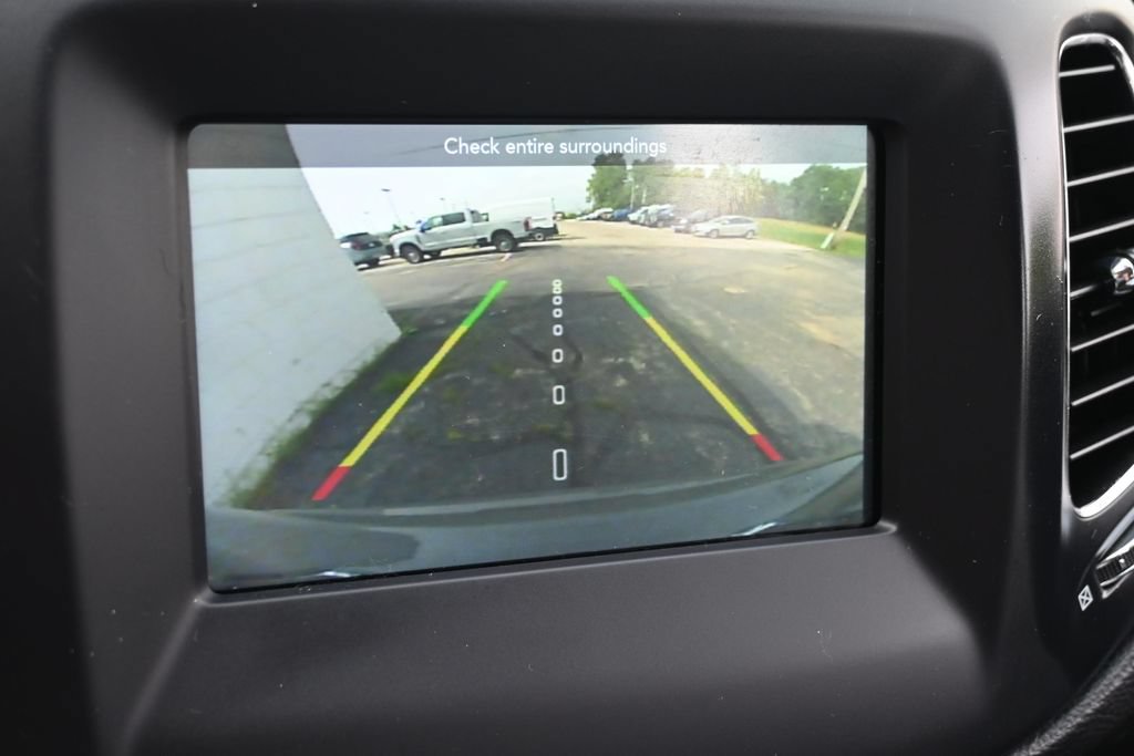 Used 2021 Jeep Compass Sport AWD/4WD image 32