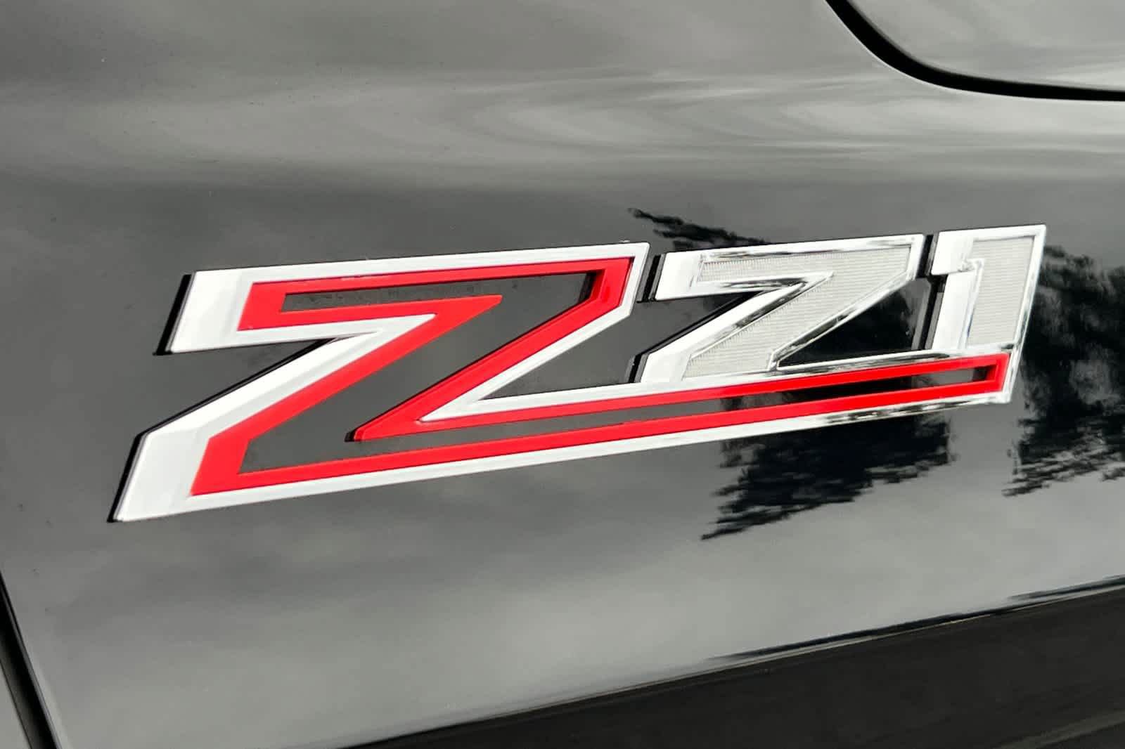 Used 2024 Chevrolet Tahoe Z71 w/ Luxury Package image 30