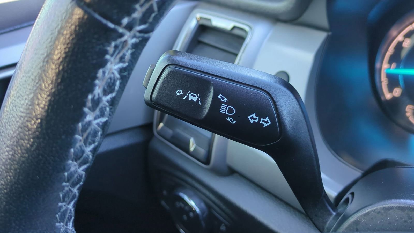 Certified 2023 Ford Ranger XLT w/ Equipment Group 302A High image 32