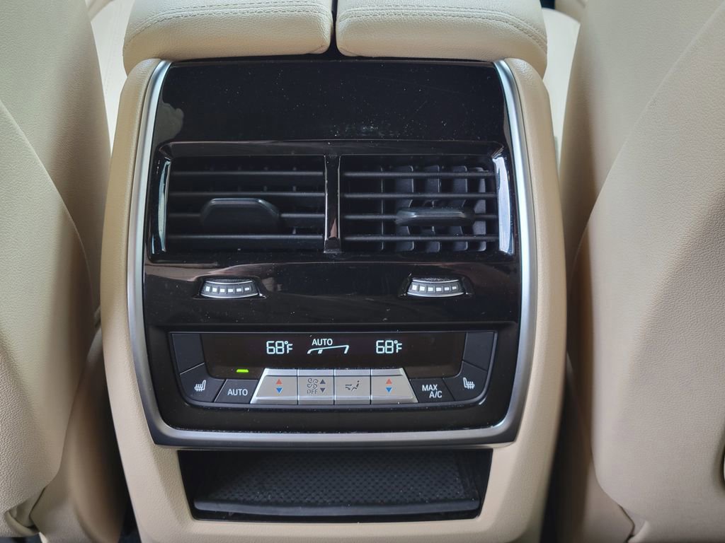 Used 2020 BMW X5 xDrive40i w/ Premium Package image 17