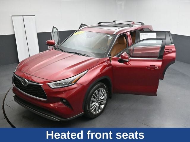 Used 2025 Toyota Highlander Platinum AWD/4WD image 38