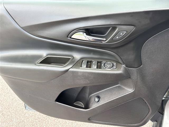 Used 2024 Chevrolet Equinox LT AWD/4WD image 13