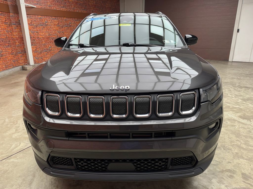Used 2022 Jeep Compass Latitude image 7