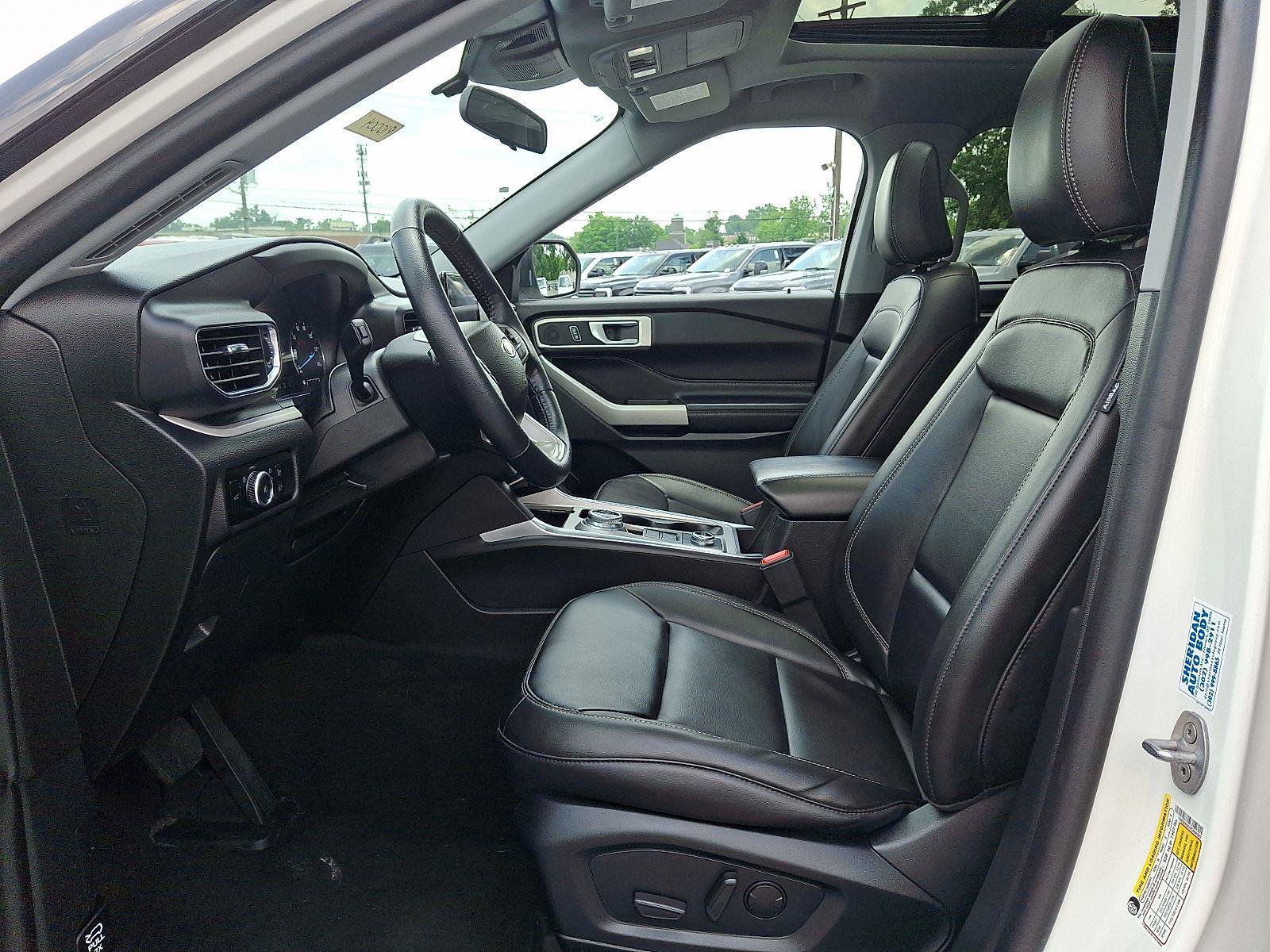 Certified 2023 Ford Explorer XLT w/ Equipment Group 202A AWD/4WD image 10