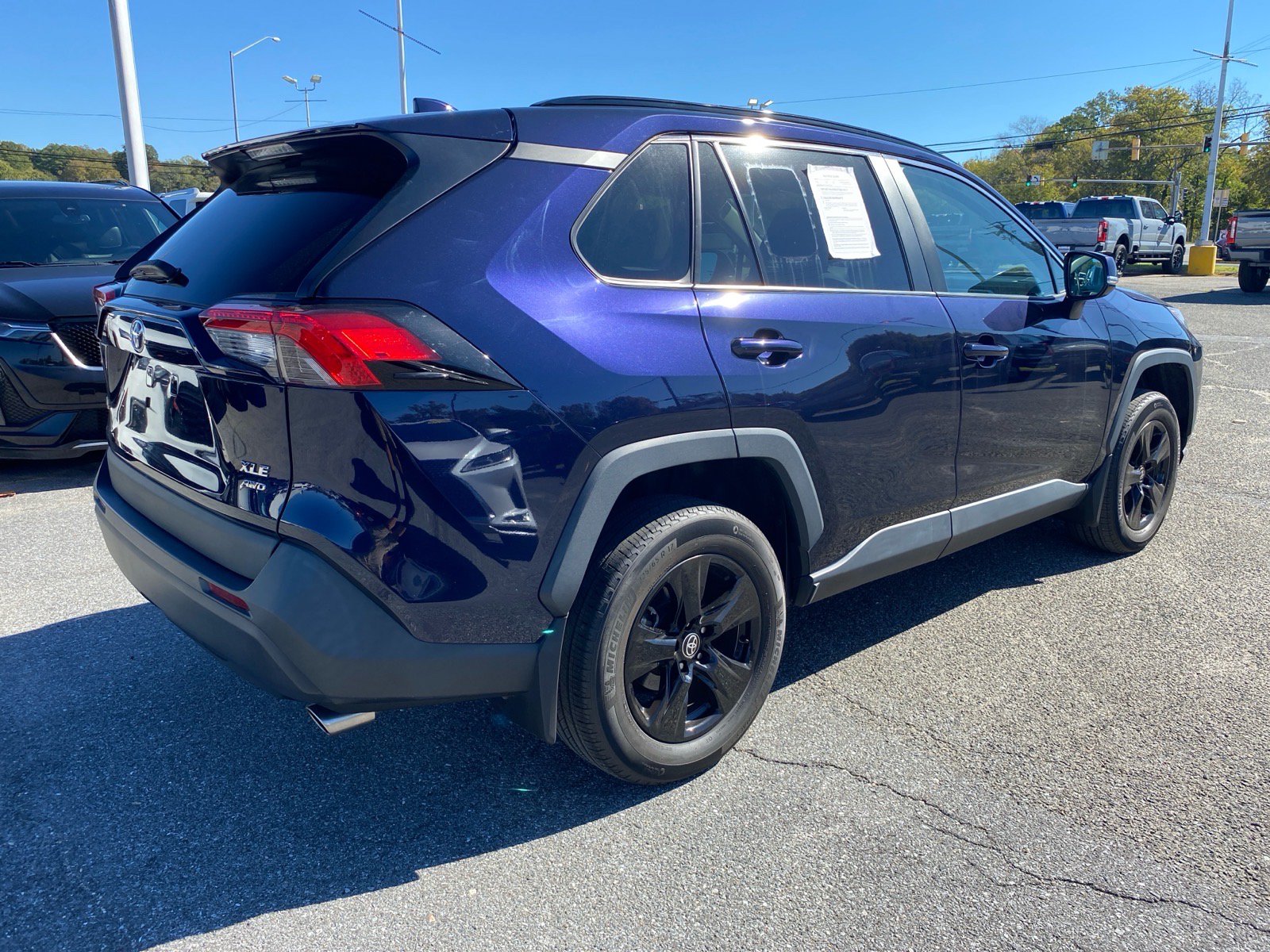 Used 2023 Toyota RAV4 XLE w/ Convenience Package AWD/4WD image 6