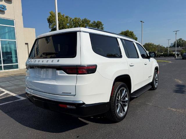 Used 2023 Jeep Wagoneer Series II w/ Convenience Group I AWD/4WD image 7