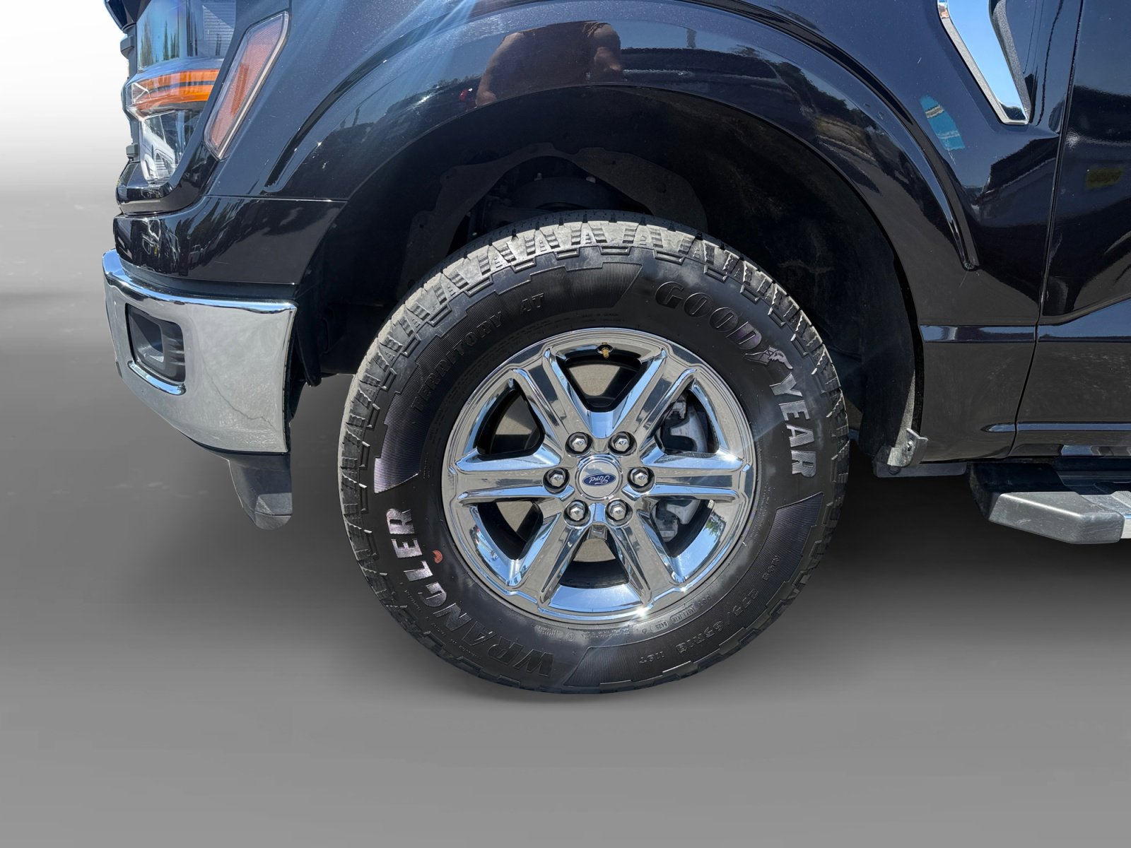 Certified 2025 Ford F150 XLT w/ Equipment Group 301A Standard AWD/4WD image 9