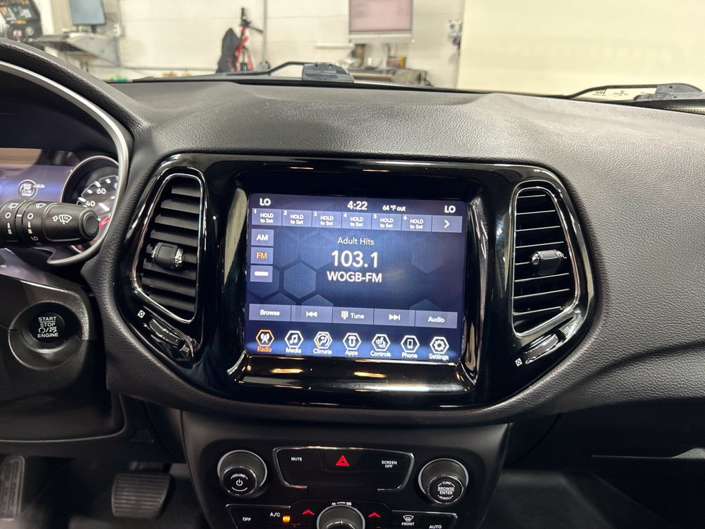 Used 2019 Jeep Compass Limited AWD/4WD image 17