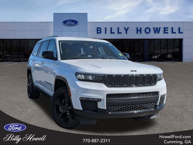 Used 2023 Jeep Grand Cherokee L Limited w/ Black Appearance Package AWD/4WD image 1