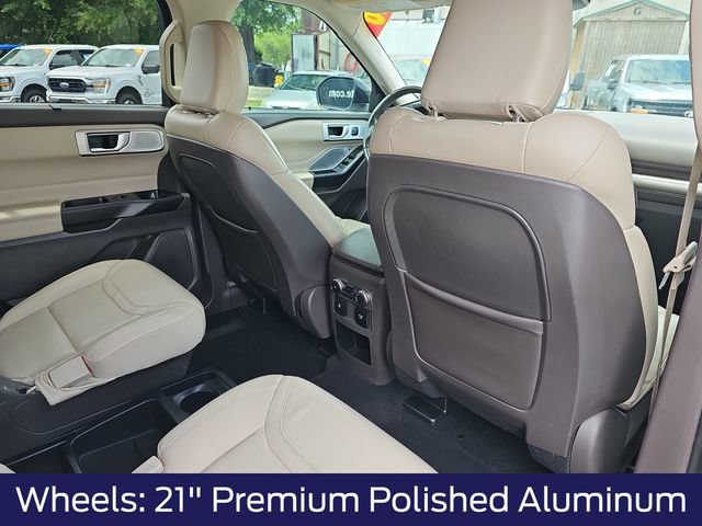 Certified 2020 Ford Explorer Platinum w/ Premium Technology Package AWD/4WD image 13