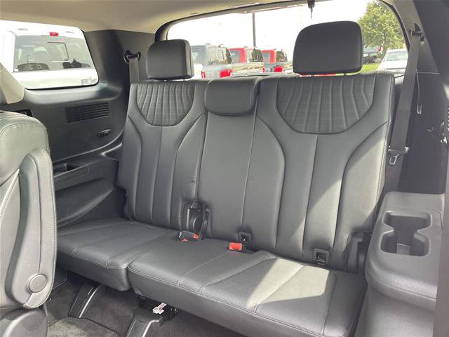 Used 2024 Hyundai Palisade Limited AWD/4WD image 22