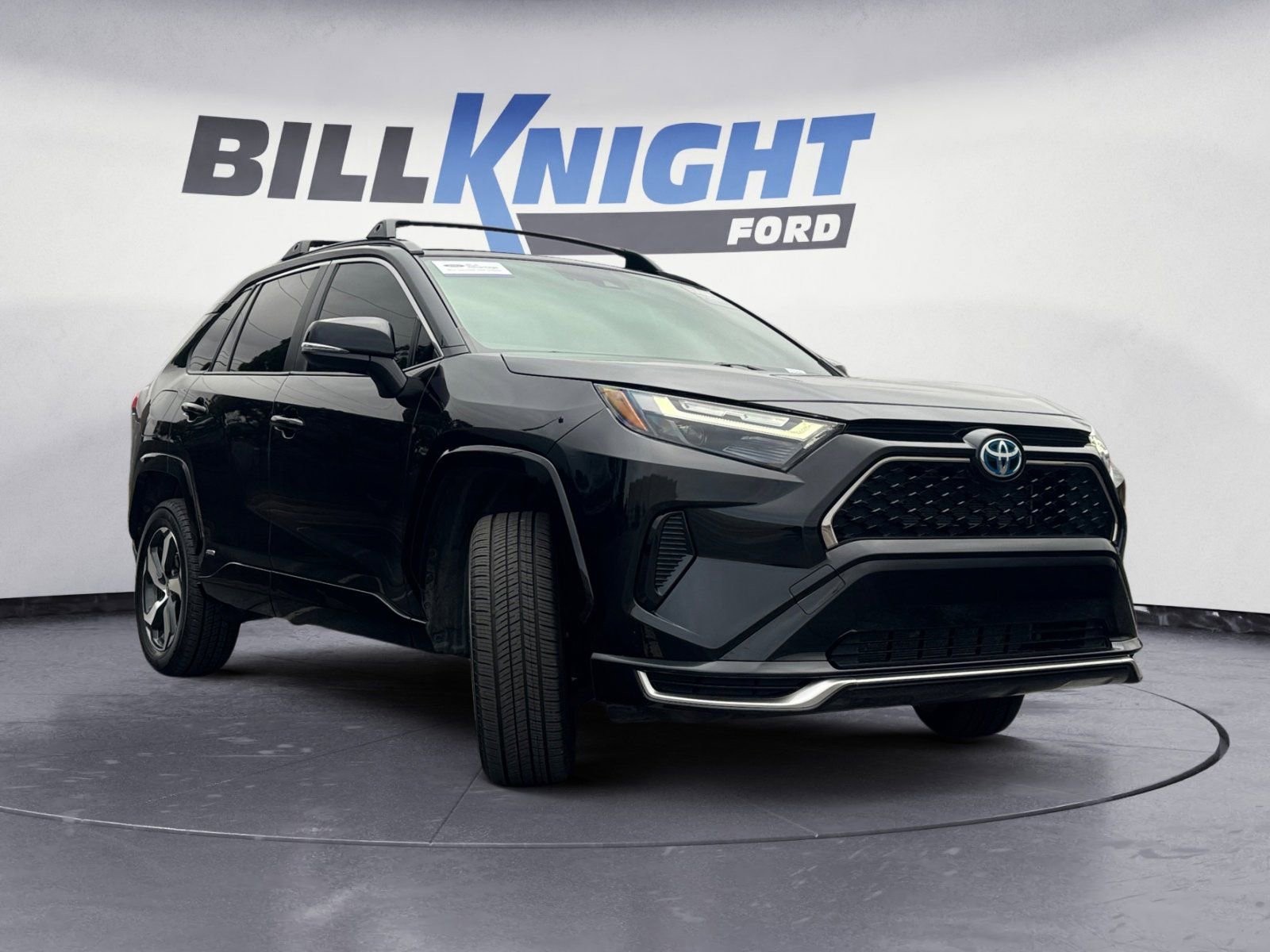 Used 2022 Toyota RAV4 SE image 7