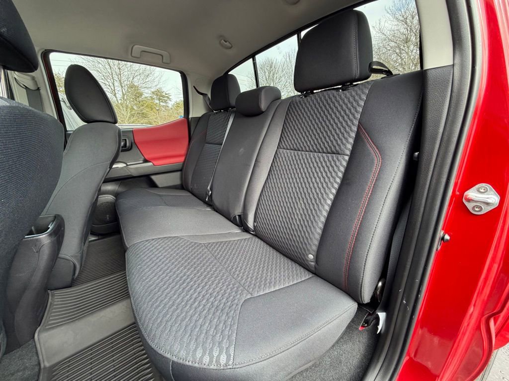 Used 2023 Toyota Tacoma SR5 w/ Technology Package image 11