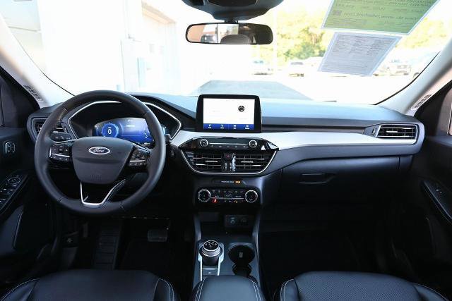 Certified 2022 Ford Escape SEL w/ Technology Package image 28