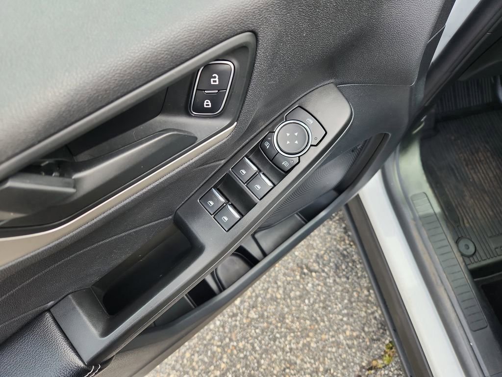 Certified 2022 Ford Escape SE w/ Convenience Package image 12