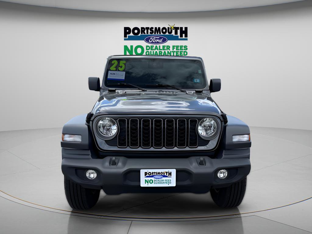 Used 2025 Jeep Wrangler Unlimited Sport AWD/4WD image 10
