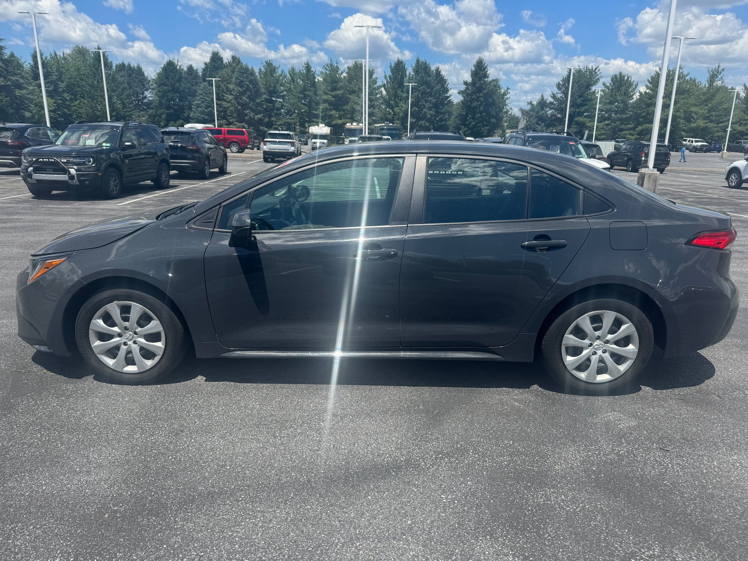 Used 2024 Toyota Corolla LE FWD video 2