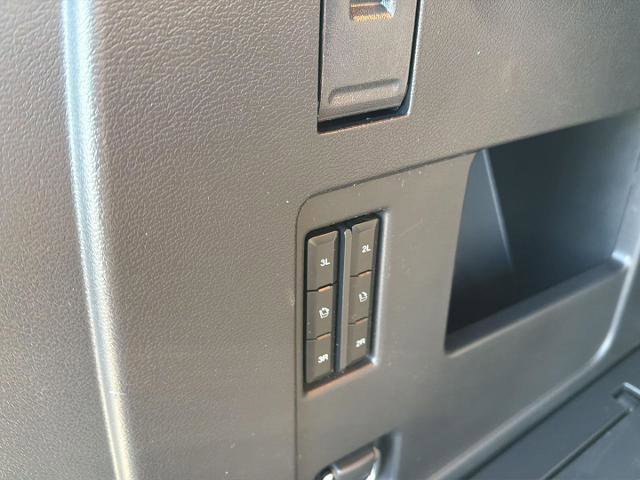 Certified 2024 Ford Expedition Platinum image 36