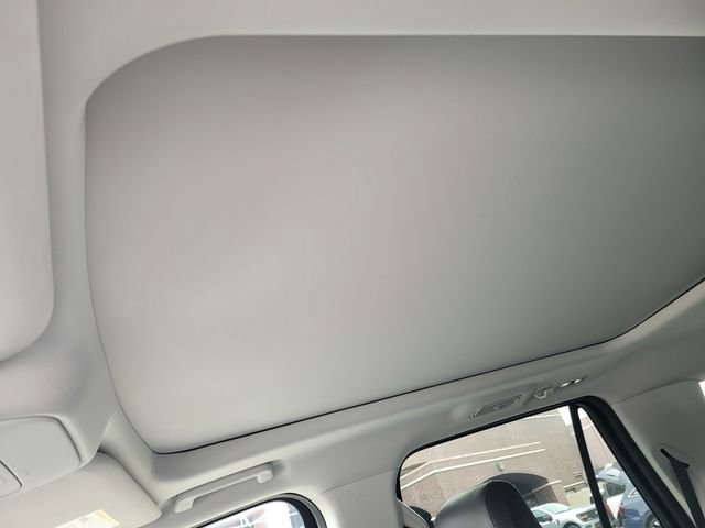 Certified 2025 Ford Expedition Active image 18