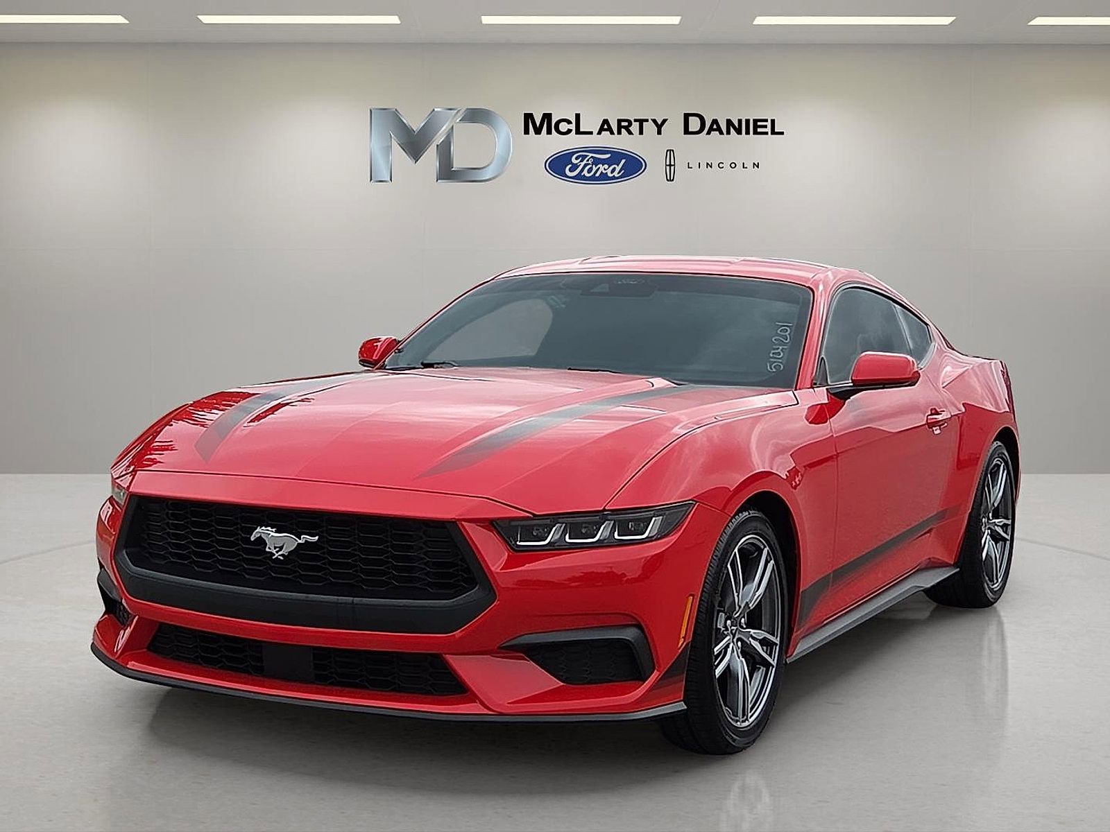 Certified 2025 Ford Mustang Coupe RWD image 2