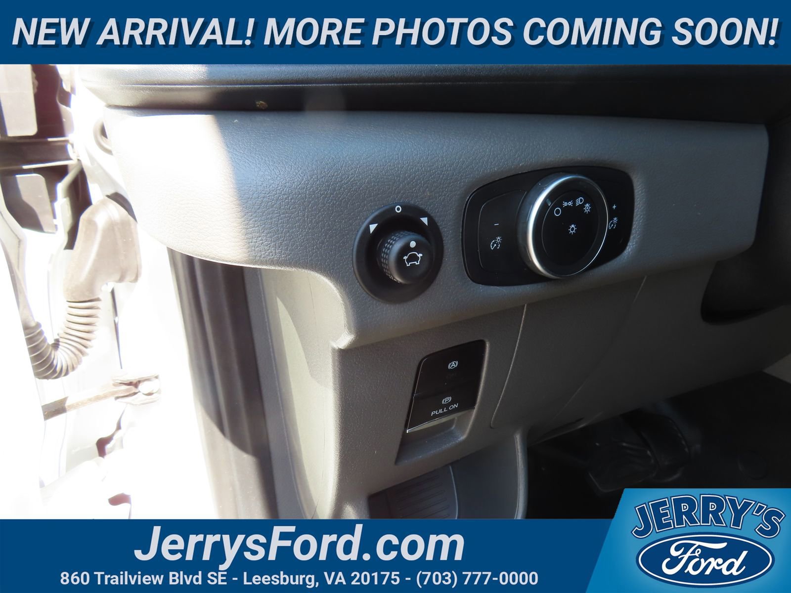 Certified 2023 Ford E-Transit Medium Roof w/ Load Area Protection Package image 13