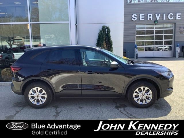 Certified 2025 Ford Escape Active w/ Cold Weather Package AWD/4WD image 6
