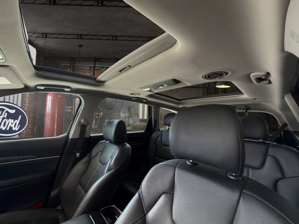 Used 2024 Kia Telluride SX FWD image 15