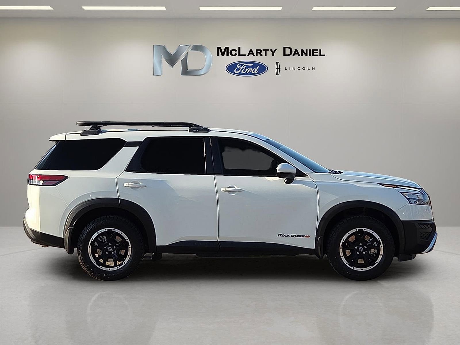 Used 2023 Nissan Pathfinder Rock Creek image 6