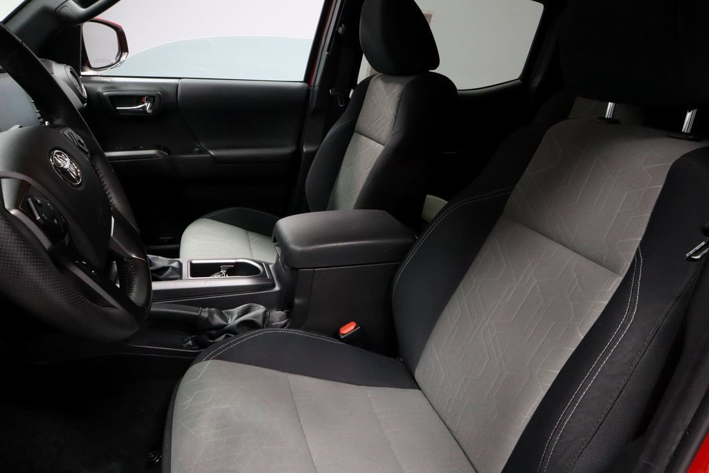 Used 2022 Toyota Tacoma TRD Sport image 23